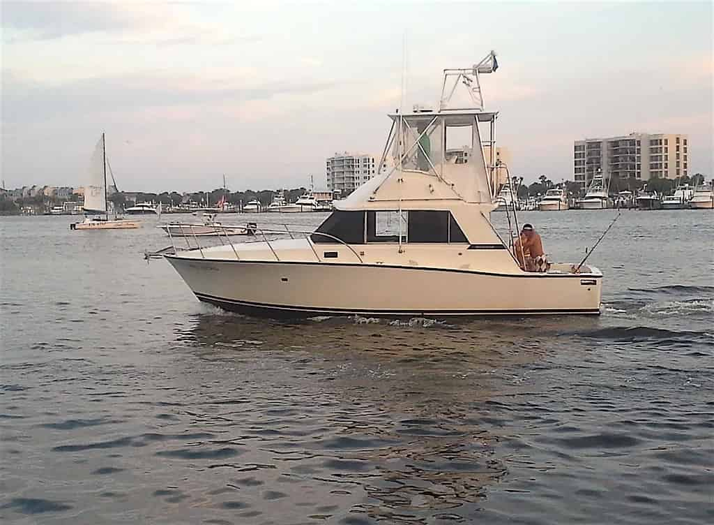 Deep Sea Fishing Charter Boat - Destin Vacation Boat Rentals