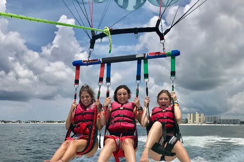 Orange Beach: Chute Em Up Parasail Tours