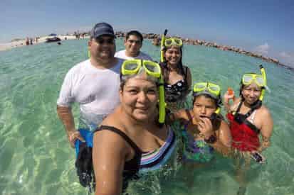 Large Group Crab Island Snorkel Charter