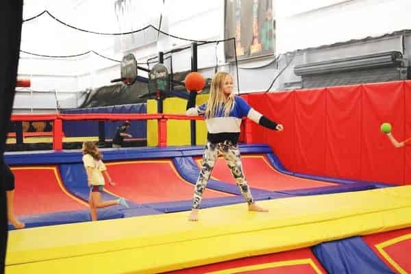Trampoline-Jump-Experience-at-The-Factory