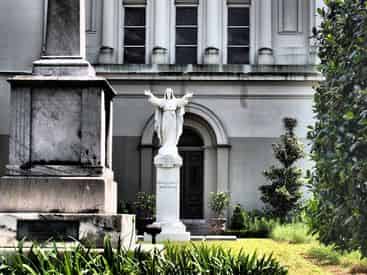 Saints & Sinners: Dirty Little French Quarter History Tour