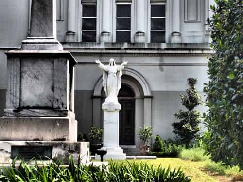 Saints-and-Sinners-Dirty-Little-French-Quarter-History-Tour-by-French-Quarter-Phantoms