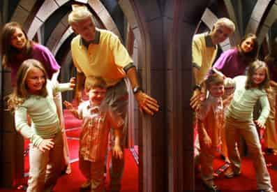 Ripley's Marvelous Mirror Maze