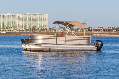 Pontoon Boat Rental in Orange Beach