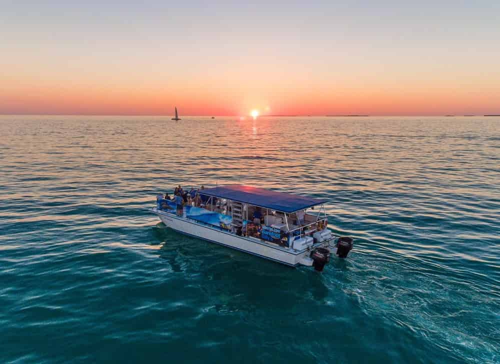 Barefoot-Billy-s-Seabreeze-Sunset-Harbor-Cruise