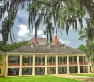 Destrehan Plantation & Swamp Combo with Transportation from New Orleans Hotels & B&Bs