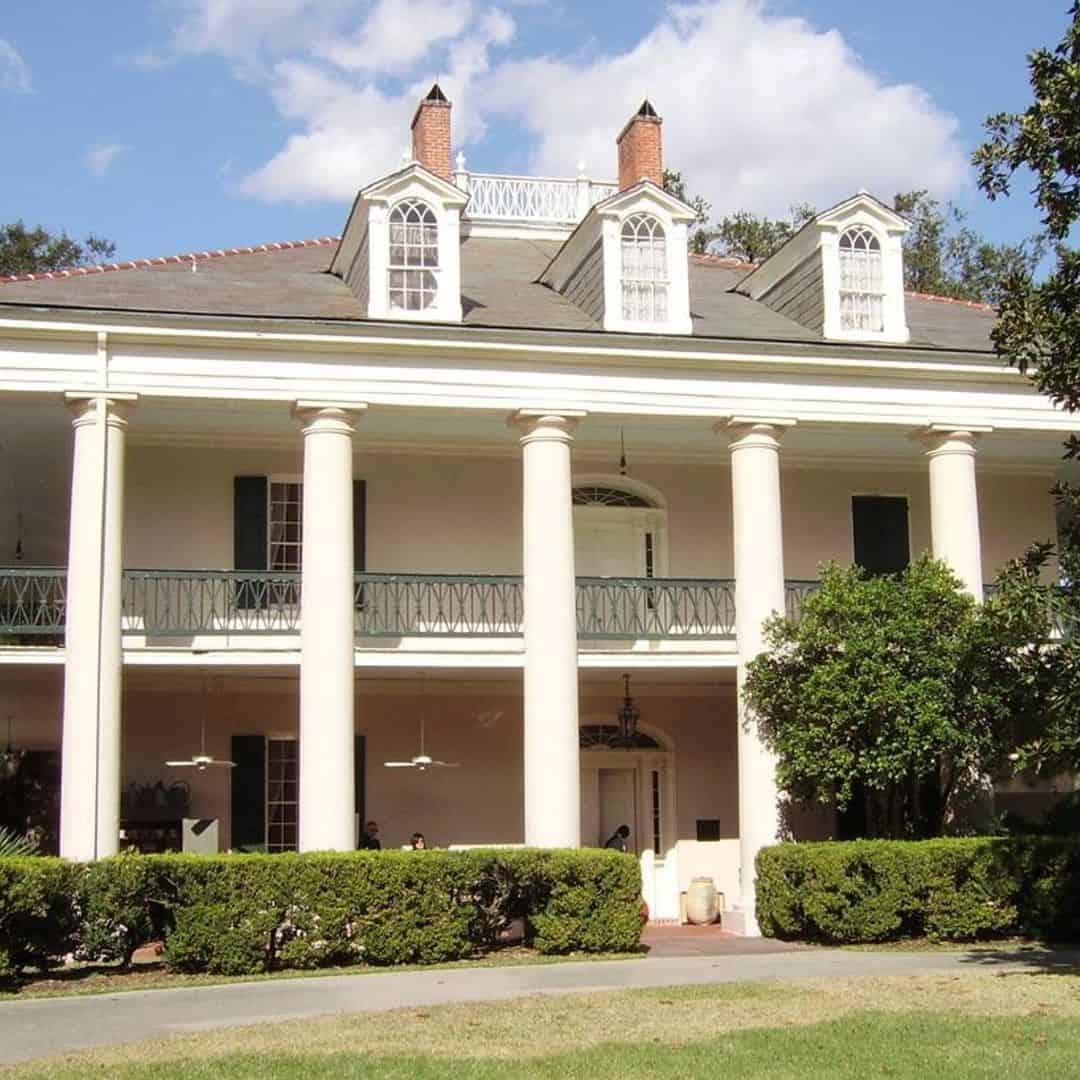 Oak Alley & Whitney Plantation Combo Tour with Transportation from NOLA