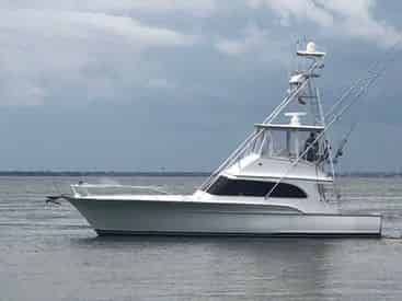 Luxury Destin Fishing Charter aboard the Borderline