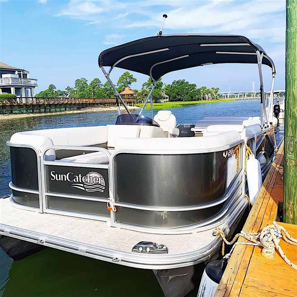 Hilton-Head-Pontoon-Boat-Rental