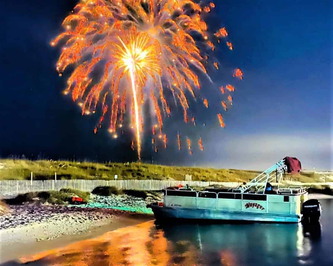 Destin-Thursday-Night-Fireworks-Cruise