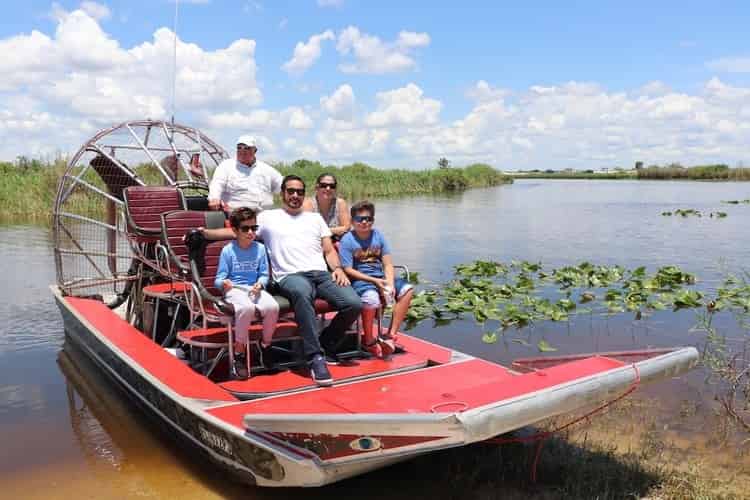 1-Hour-Private-Everglades-Airboat-Tour