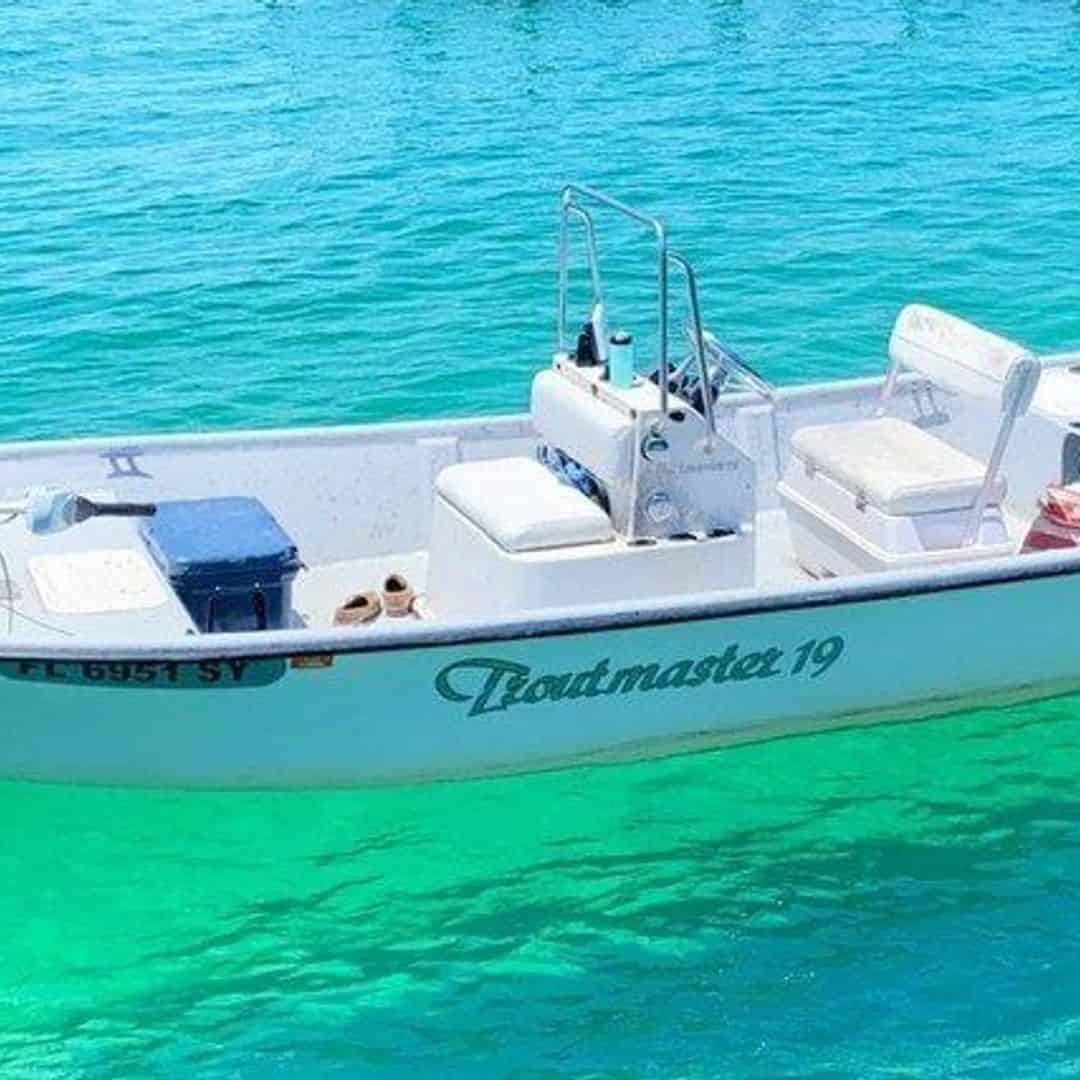 19Foot Center Console Fishing Boat Rental TripShock!