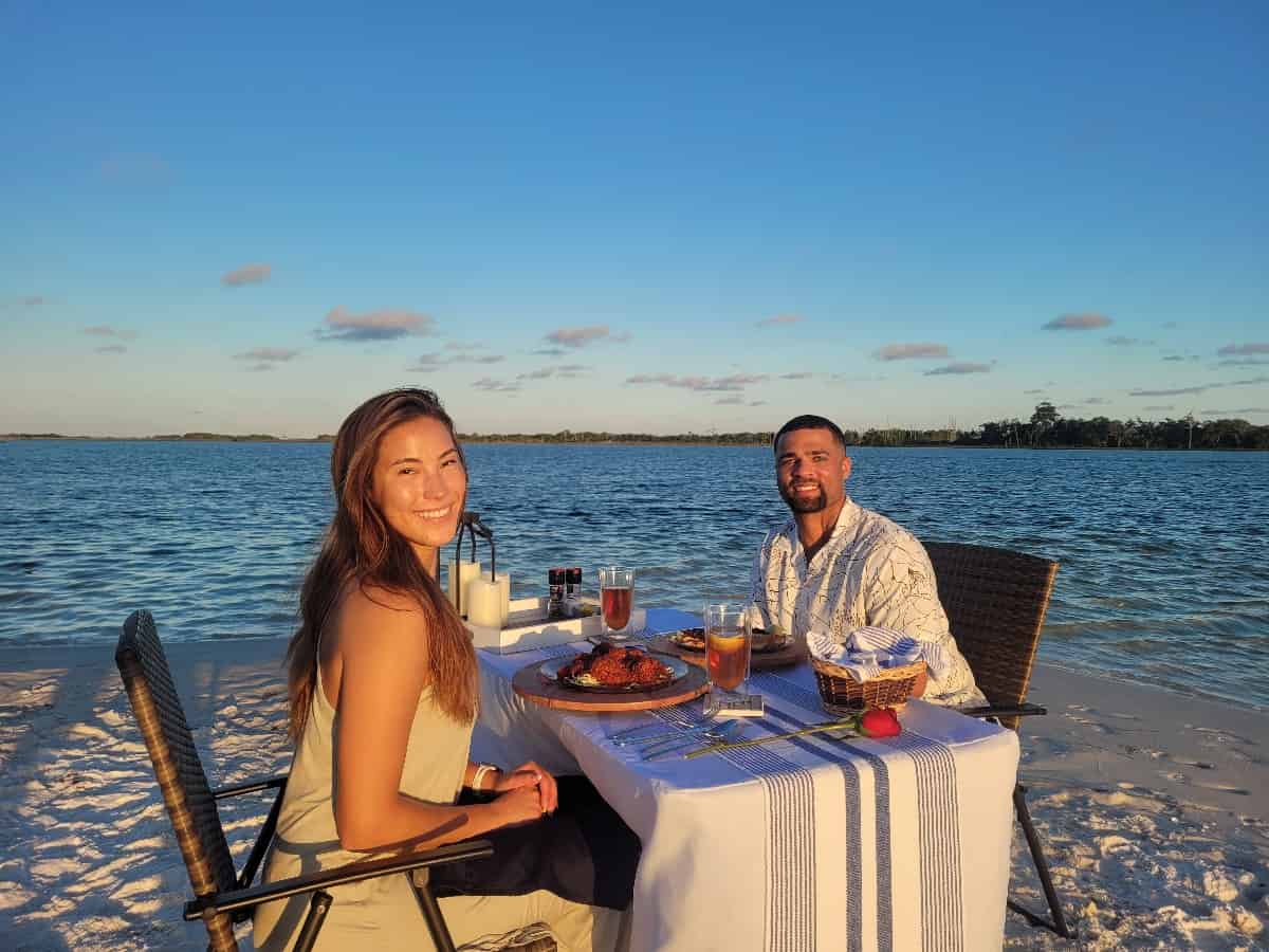 Sunset-Island-Dinner-for-Two