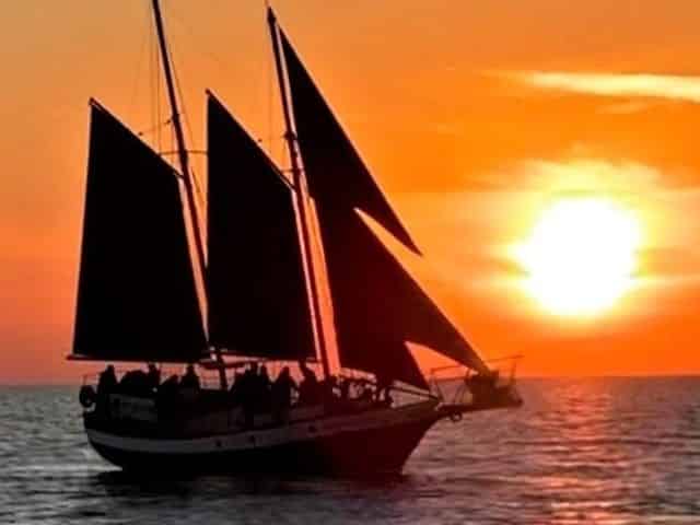 Sunset Sailing Experience
