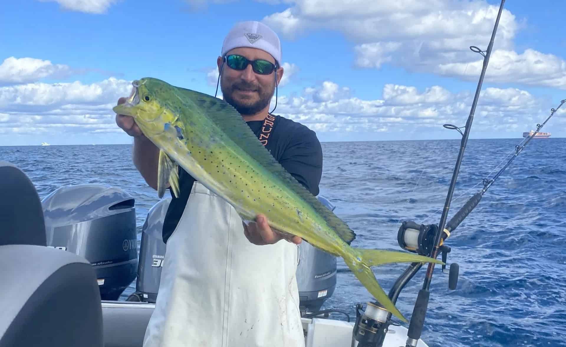 4-Hour-Miami-Midnight-Express-Fishing-Charter