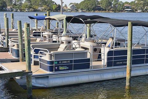 Panama City Beach: Half Day Pontoon Rental for up to 12 Passengers