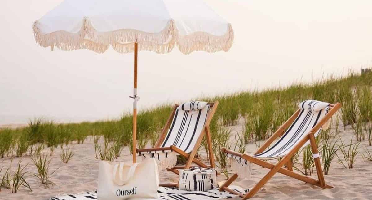 Destin-Beach-Chairs-And-Umbrella-Set