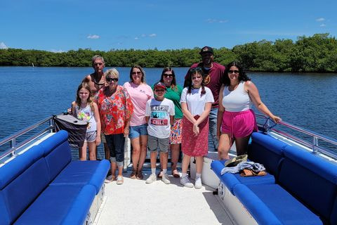 Fort Myers Beach: Private Dolphin Boat Tour for up to 12 People
