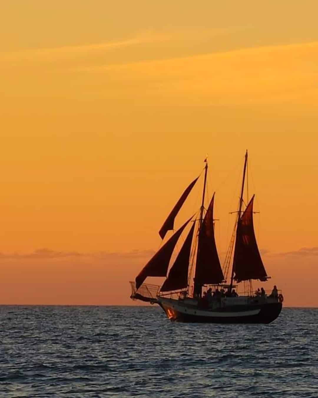 St-Petersburg-Private-Sunset-Sail-aboard-the-Schooner-Suncoast-Horizon