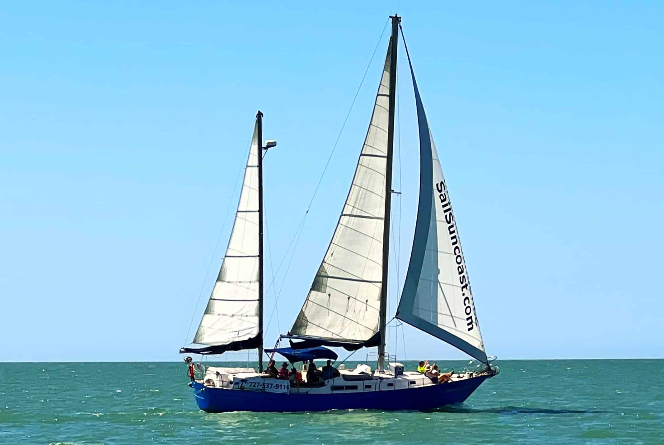 St-Petersburg-Private-Day-Sailing-aboard-the-Suncoast-Escapade