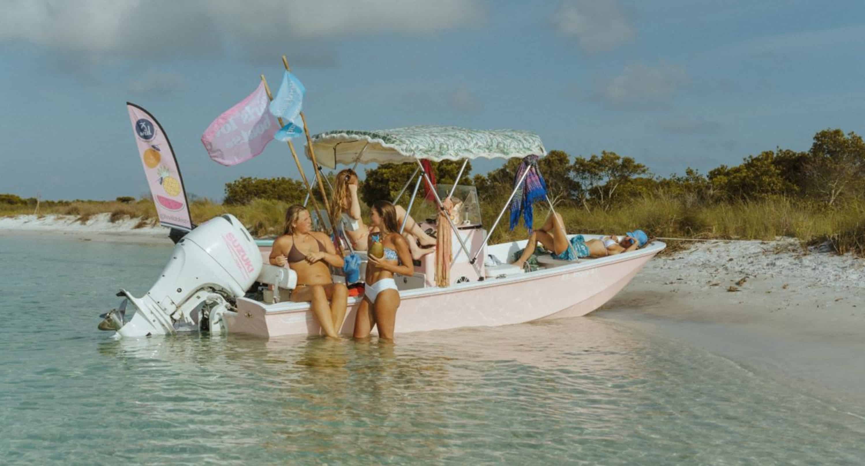 Fort-Walton-Beach-Seas-The-Day-Island-Getaway