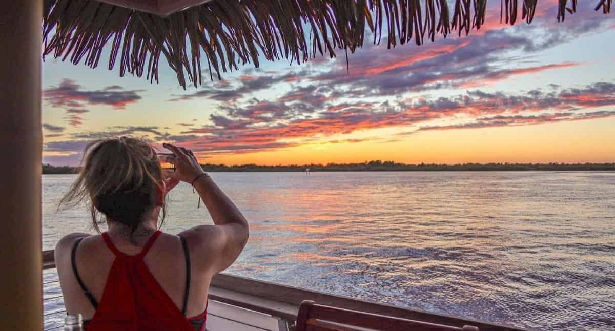 Destin-Sunset-Dolphin-Boat-Cruise