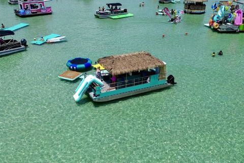 Destin: Crab Island Tiki Pontoon Charter for up to 18 passengers