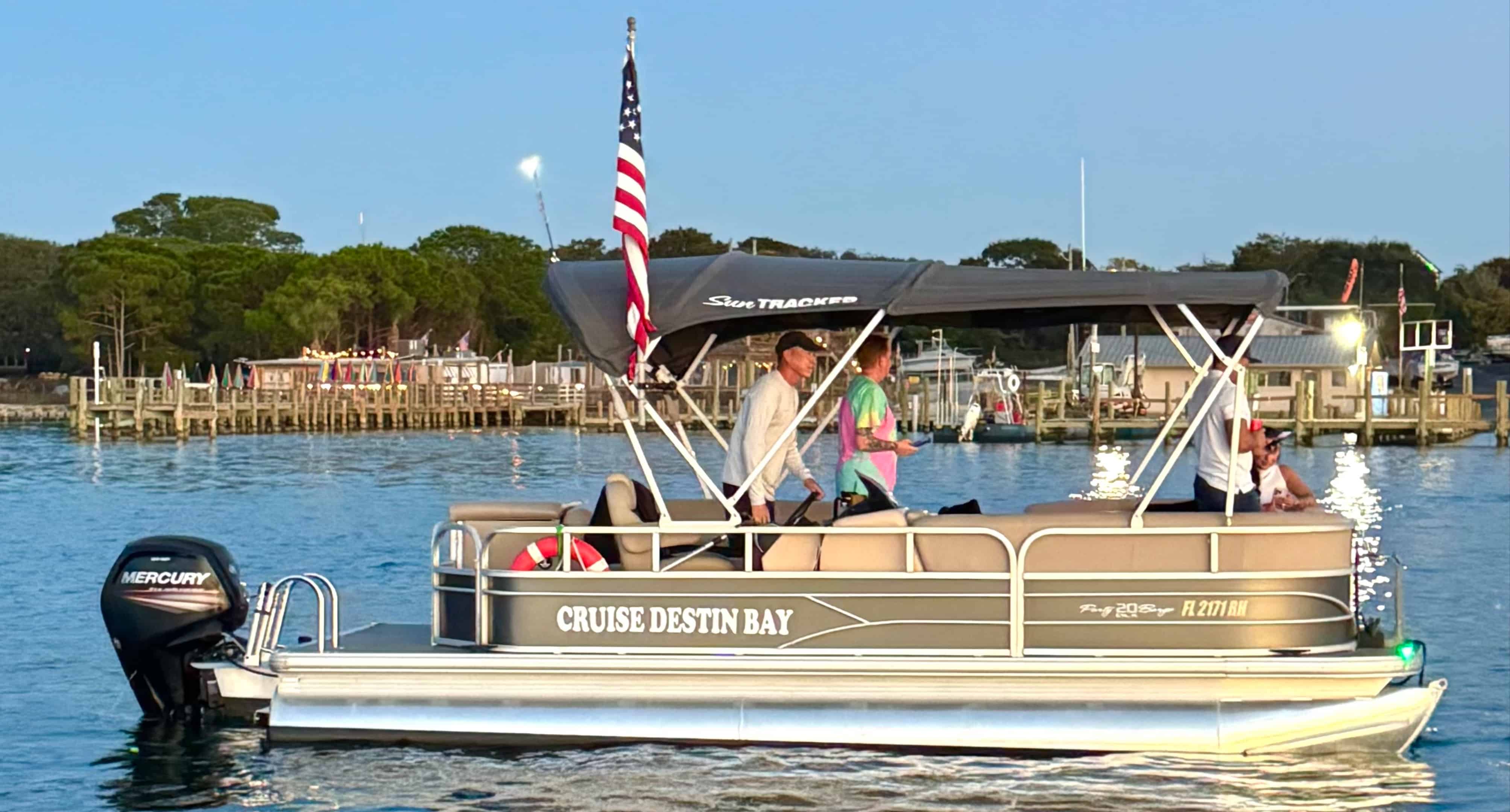 Destin-Pontoon-Boat-Harbor-and-Bay-Cruise