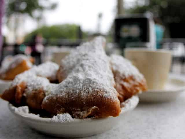 beignets from cafe du monde