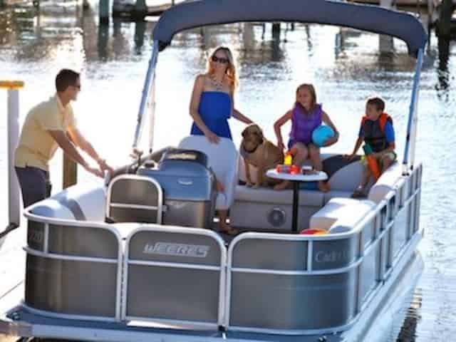 vacation boat rentals