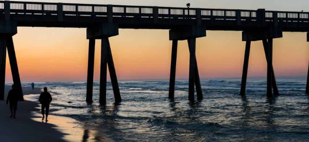11 Epic Things To Do at Night in Panama City Beach [2025 Guide]