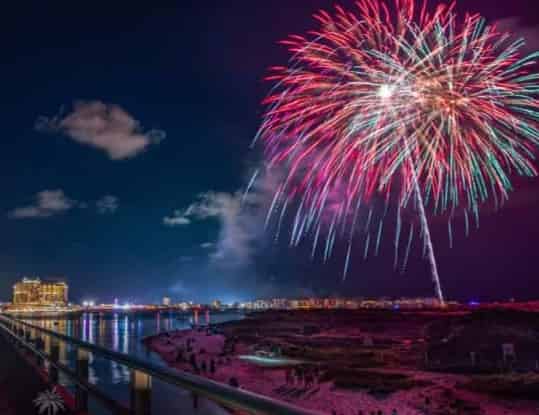 4th of July in Destin, FL (2025): Fireworks, Events & Best Things To Do