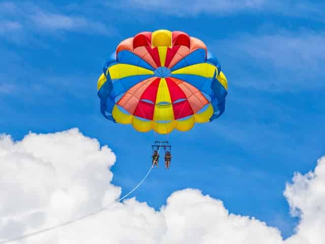 parasailing in destin