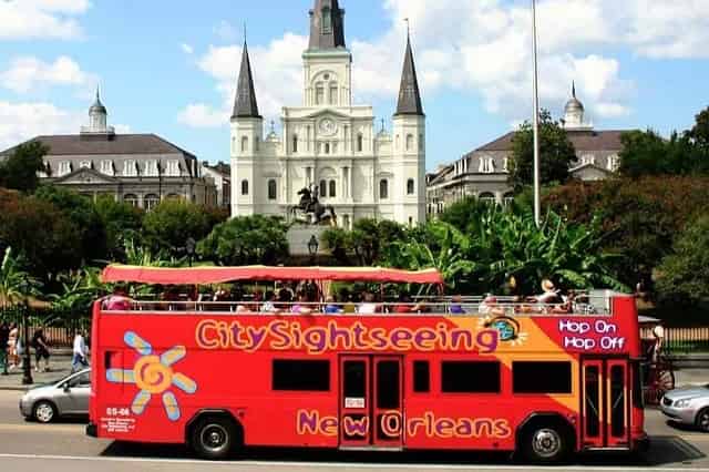 Hop on hop off bus tour in New Orleans