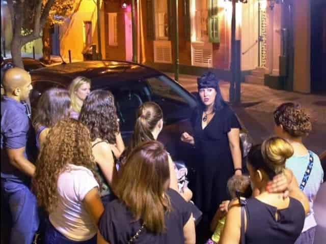 walking ghost tour in new orleans