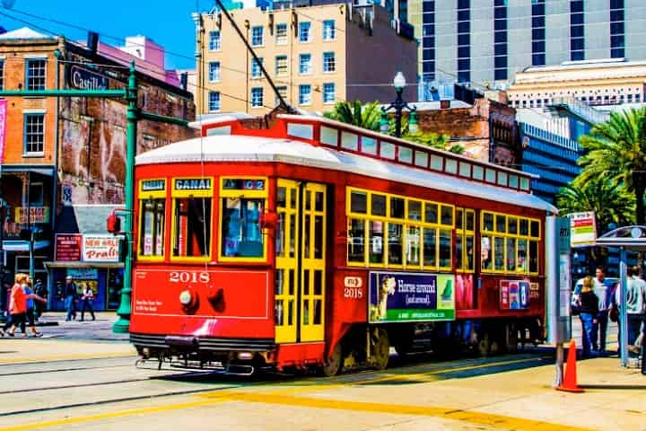 Canal Street in New Orleans Central Business District - Tours and