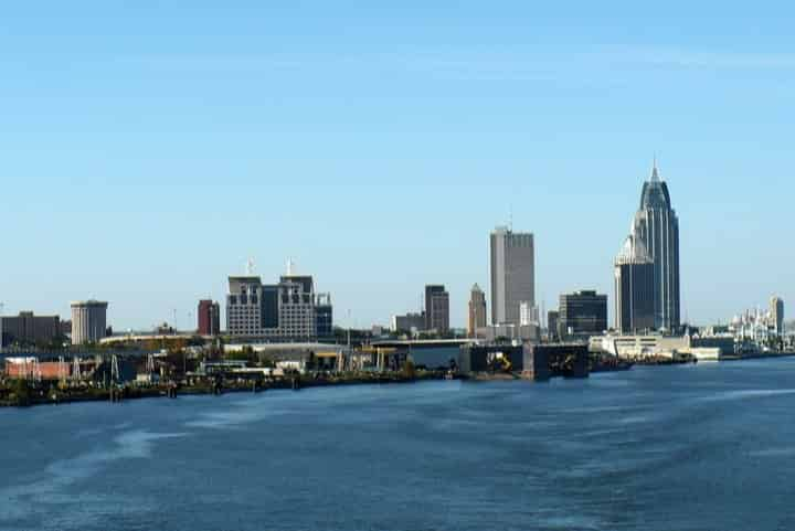 places to visit downtown mobile