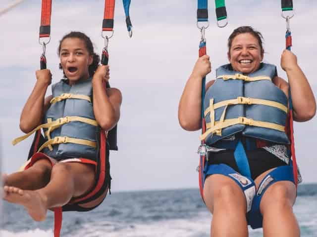 Parasailing in destin, fl