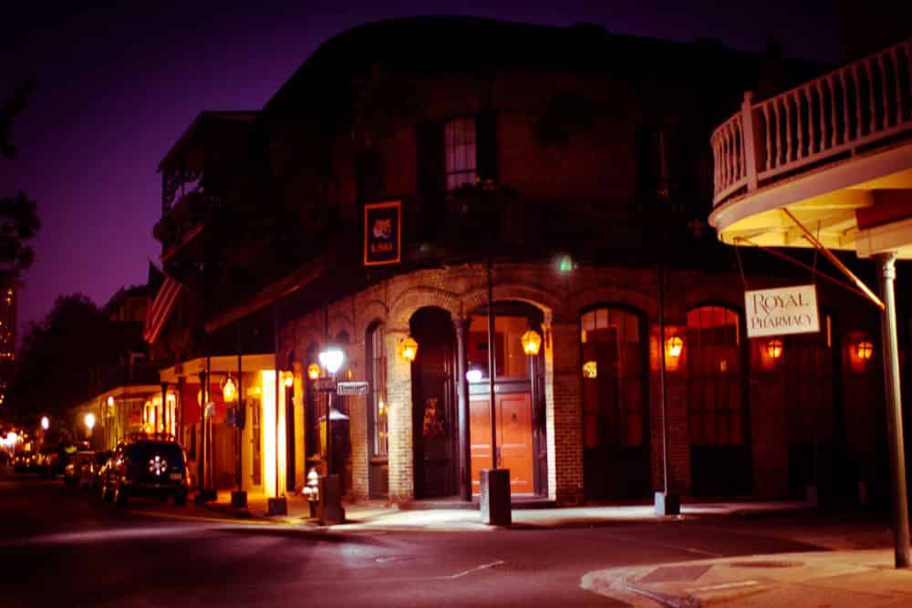 french quarter during a haunted ghost tour