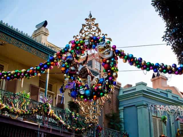 decorations in new orleans in december