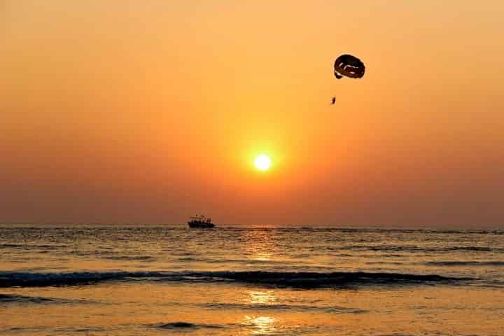 Parasailing Biloxi, MS Prices 2023