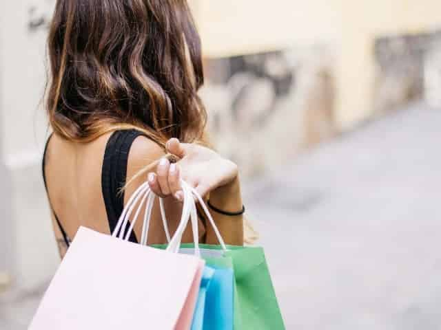 shopping at the boardwalk on okaloosa island