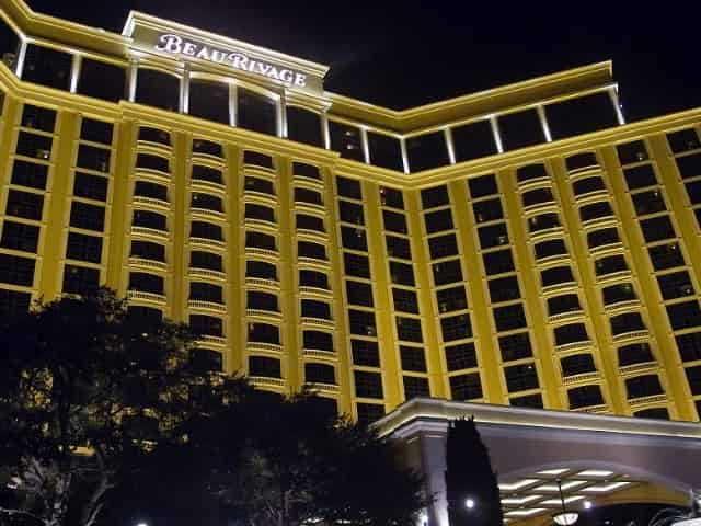 biloxi casinos with high card flush