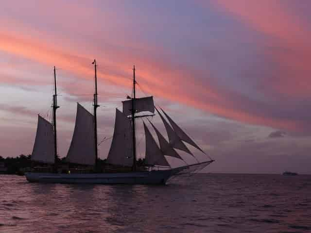 explore the reefs in key west by sailboat