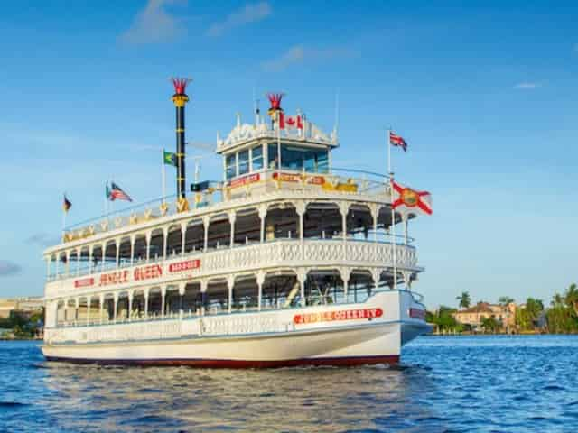 sightseeing cruise of downtown Fort Lauderdale