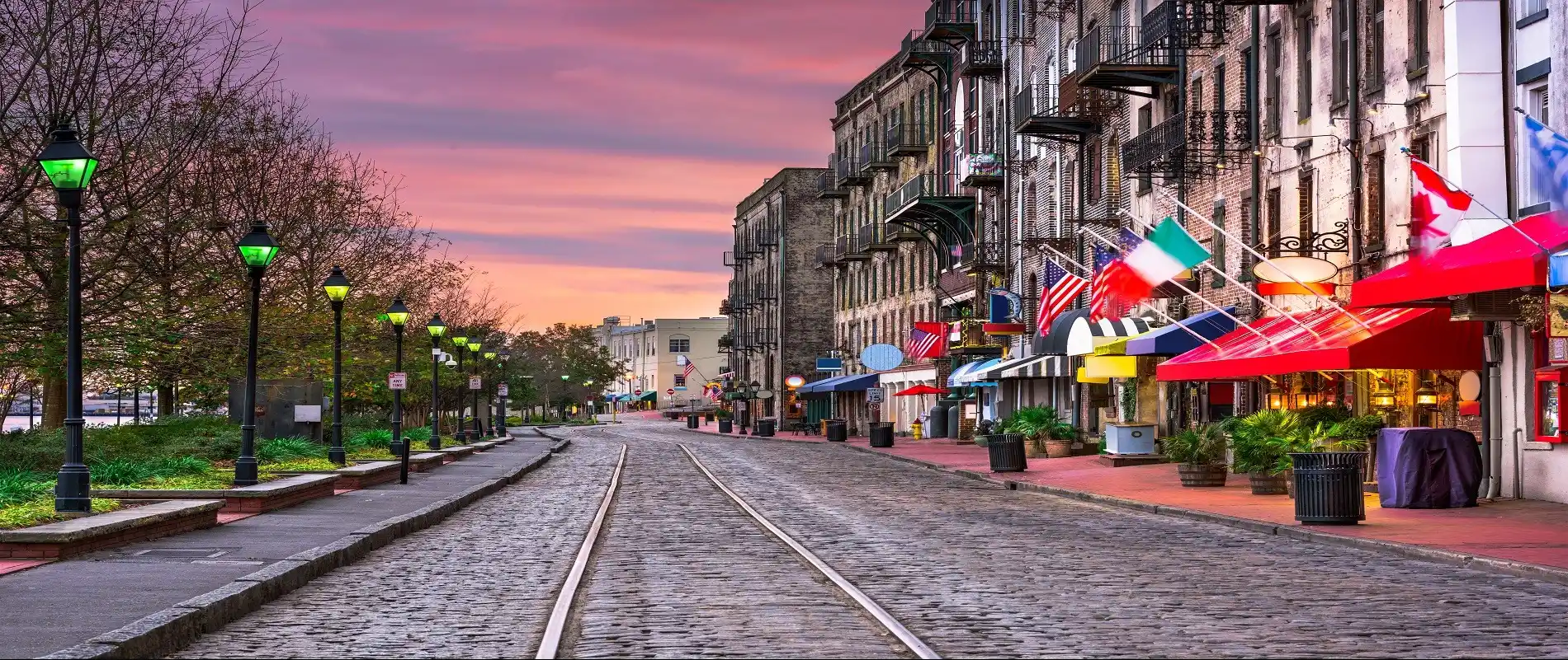 Savanah Historic District in Savannah, GA [2025 Visitors Guide]