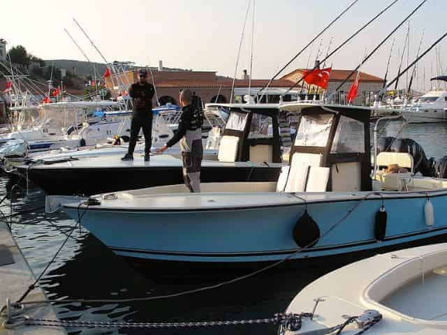 Center Console Boat