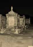DEAD OF NIGHT - Ghost & Graveyard Bus Tour by Haunted History Tours