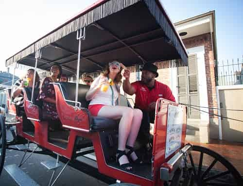 History-and-Haunts-Nighttime-Carriage-Tour