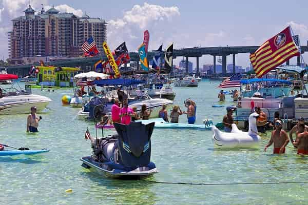 Small-Group-Crab-Island-Charter-Aboard-Just-Right